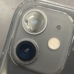 iPhone11カメラ表面のガラスが割れてしまった！？