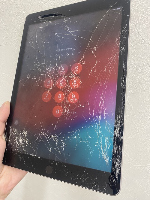iPad6のガラス割れ