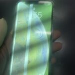 iPhoneXSが縦線と緑色に染まった画面に！？千代田線赤坂駅近くでiPhone修理！！