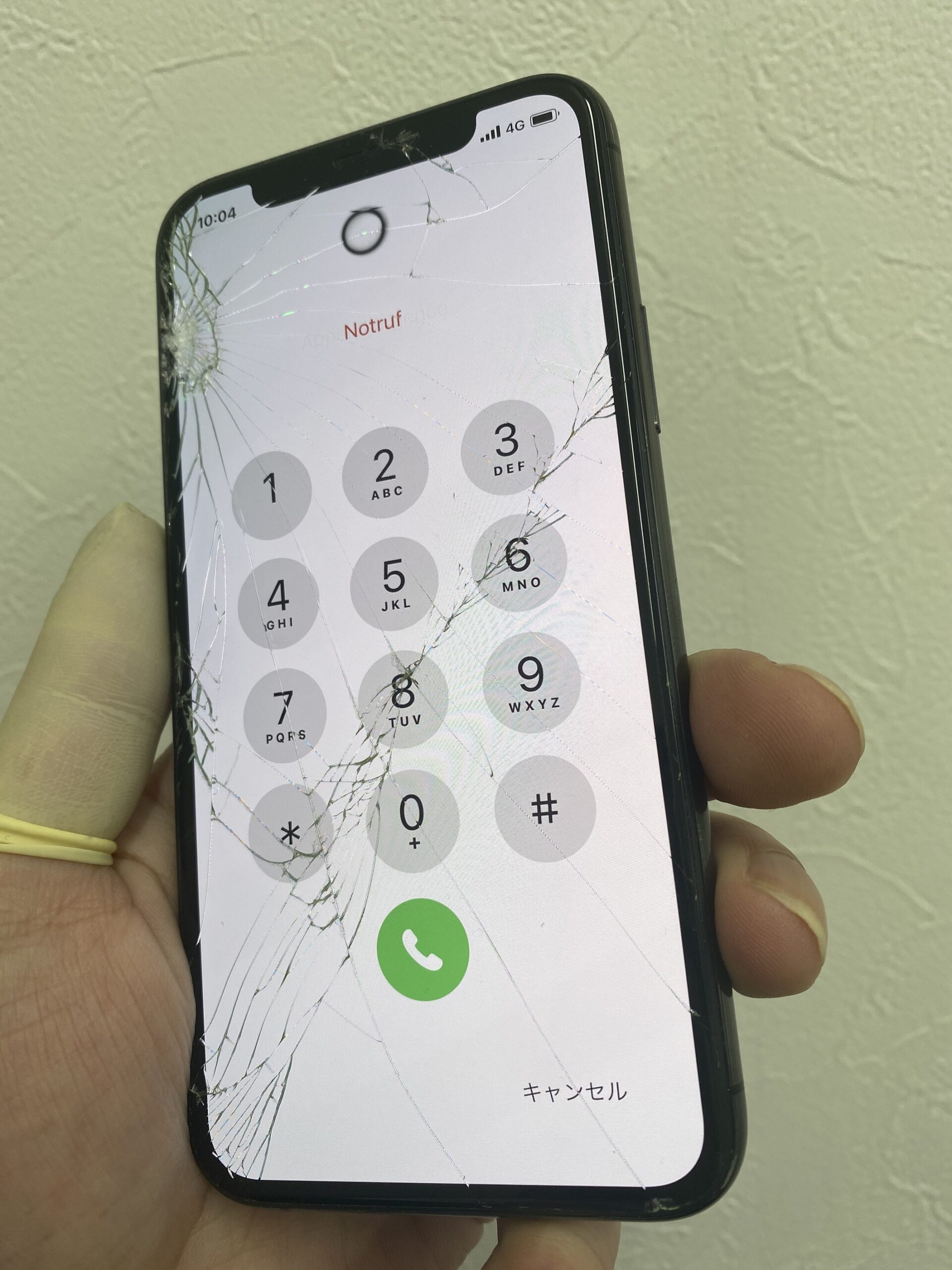iPhone11proガラス割れ